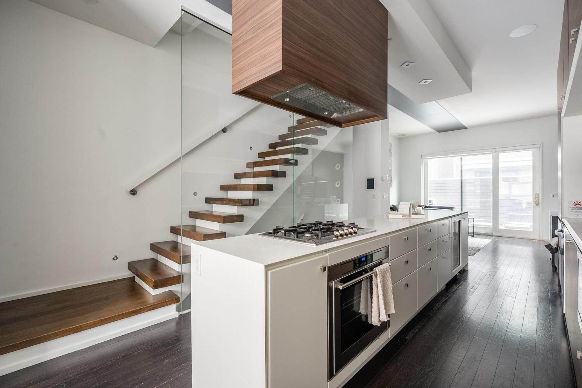Fancy Downtown House With Hot Tub & Bbq By Globalstay تورونتو المظهر الخارجي الصورة